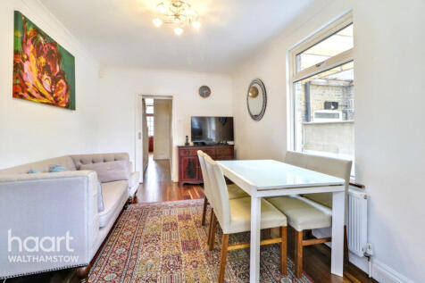Chingford Road, Walthamstow 3 bed terraced house for sale