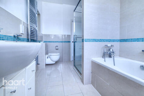 Barn Hill Estate 5 bed detached house for sale