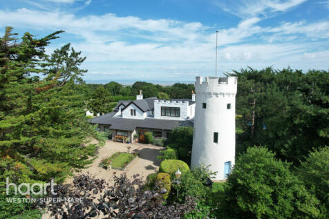 8 bedroom detached house for sale