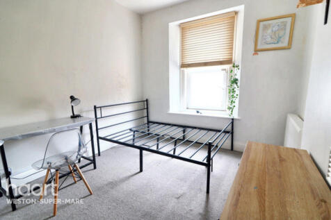 3 bedroom maisonette for sale