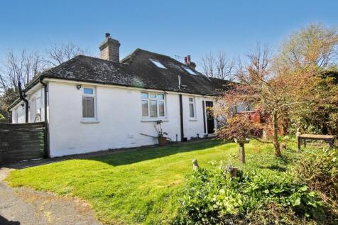 High Street, Burwash 5 bed detached bungalow for sale
