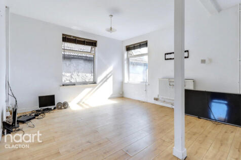 Main Road, Harwich 2 bed detached house for sale