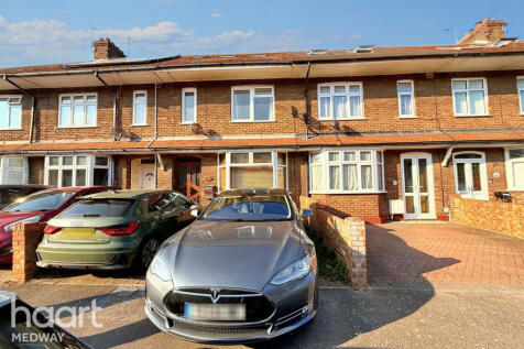 Sunnymead Avenue, Gillingham 5 bed terraced house for sale