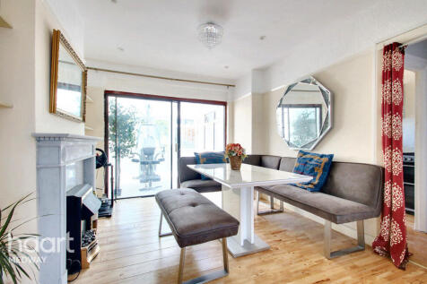 St Williams Way, Rochester 3 bed terraced house for sale