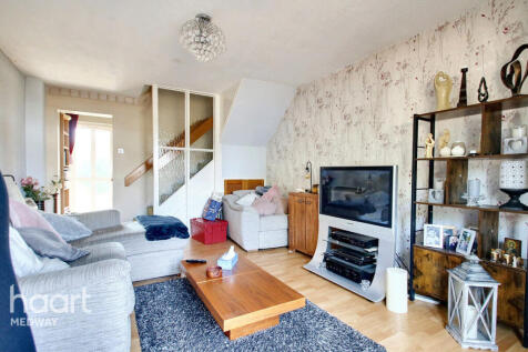 Dorchester Close, Rochester 1 bed terraced house for sale