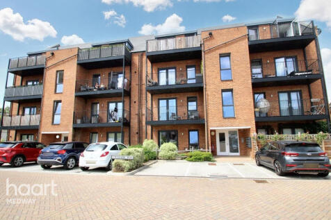 Crusade Way, ROCHESTER 1 bed apartment for sale