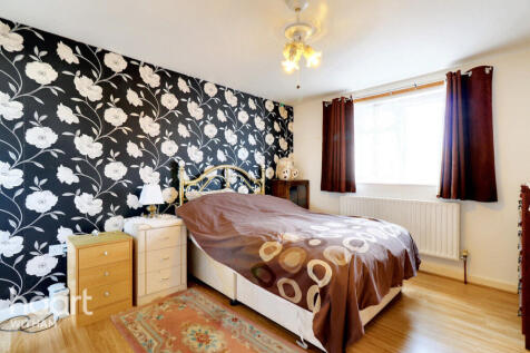 Calamint Road, Witham 3 bed end of terrace house for sale