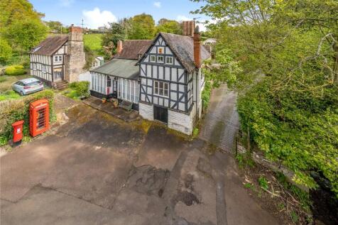 Cradley, Malvern, Herefordshire 4 bed detached house for sale