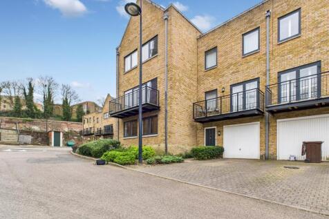 4 bedroom house for sale