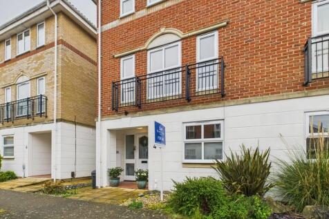 4 bedroom house for sale