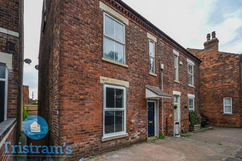 4 bedroom semi-detached house for sale