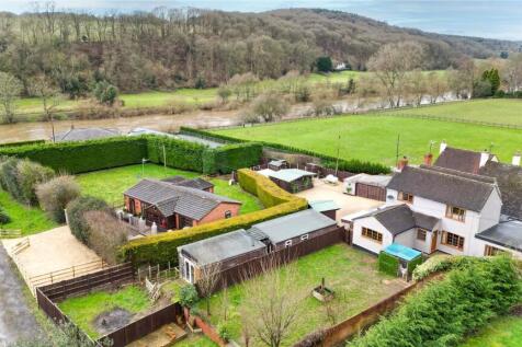 Northwood Farm House, Northwood Lane... 4 bed detached house for sale