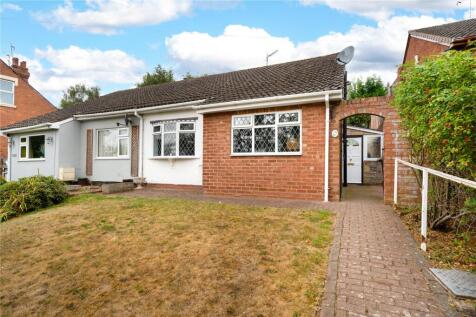 19 Summer Road, Kidderminster... 2 bed bungalow for sale