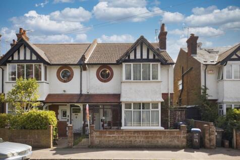 Edge End Road, Broadstairs, Kent, CT10 4 bed semi