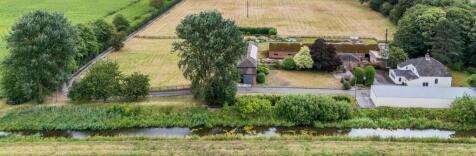 4 bedroom smallholding for sale