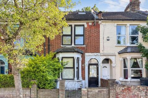 5 bedroom terraced house for sale