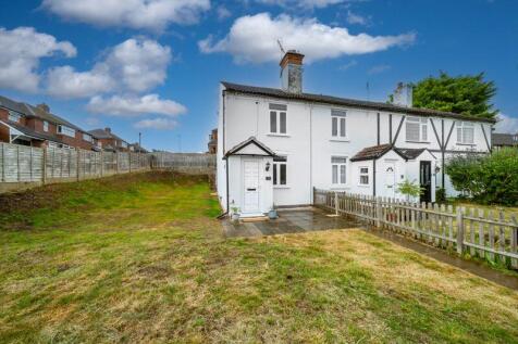 White Hill, Stourbridge DY7 2 bed end of terrace house for sale