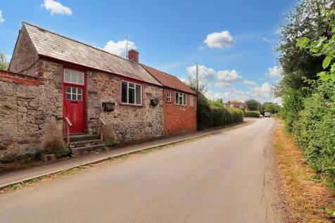 2 bedroom detached house for sale