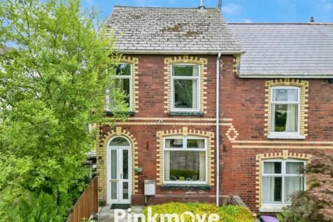 2 bedroom end of terrace house for sale