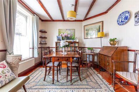 Market Square, Bristol BS16 3 bed end of terrace house for sale