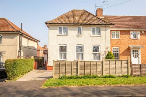 Market Square, Bristol BS16 3 bed end of terrace house for sale