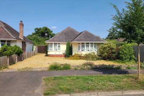 Ashdene Road, Ashurst SO40 3 bed detached bungalow for sale