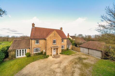 6 bedroom detached house for sale