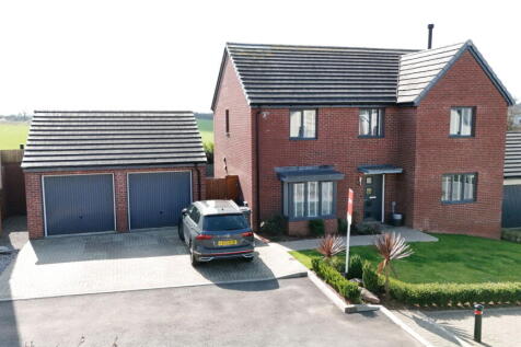 White Rock Road, Paignton 4 bed detached house for sale