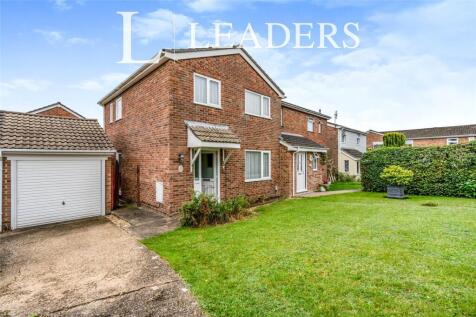 Redwing Road, Clanfield, Waterlooville 3 bed semi