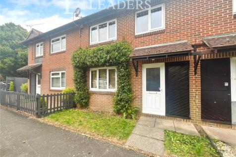Jasmine Grove, Waterlooville, Hampshire 3 bed terraced house for sale