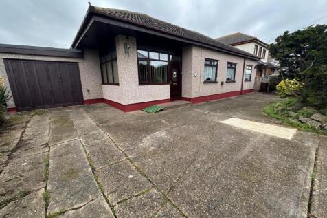 Ferndale Crescent, Canvey Island 3 bed bungalow for sale
