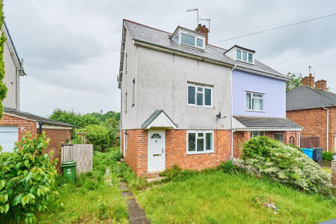 4 bedroom semi-detached house for sale