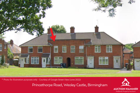 3 bedroom town house for sale