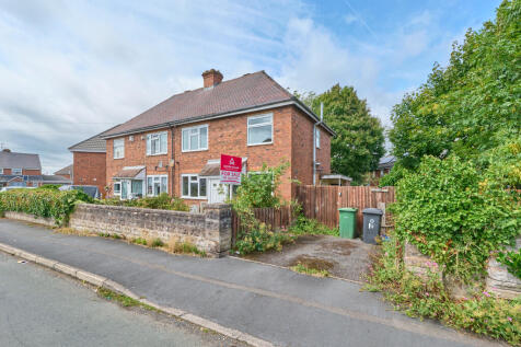 3 bedroom semi-detached house for sale
