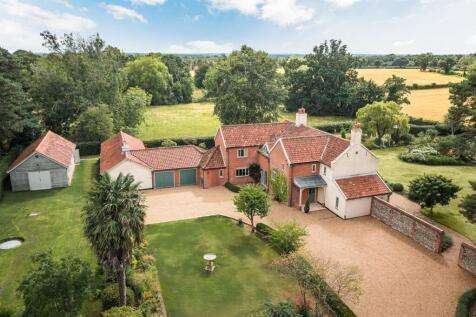Framlingham Earl 4 bed detached house for sale
