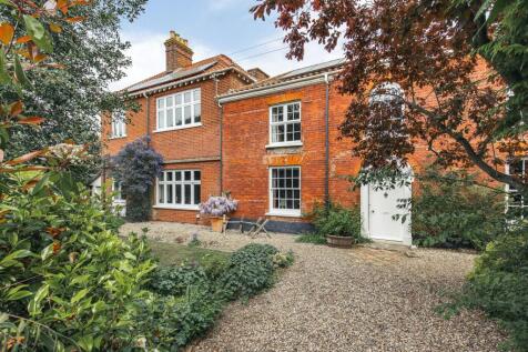 Period Home Offering Versatile Living... 5 bed detached house for sale