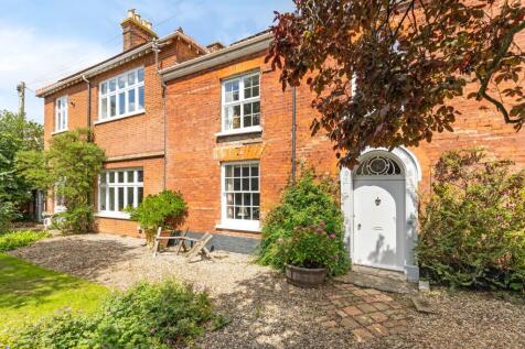Period Home Offering Versatile Living... 5 bed detached house for sale