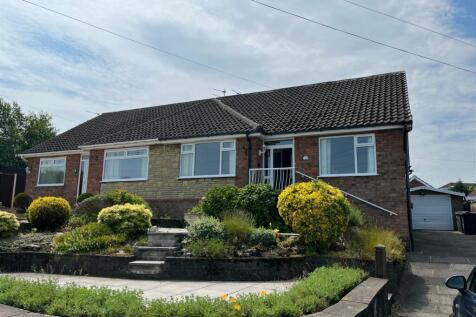 HILLSIDE AVENUE, ORMSKIRK, LANCASHIRE 2 bed semi