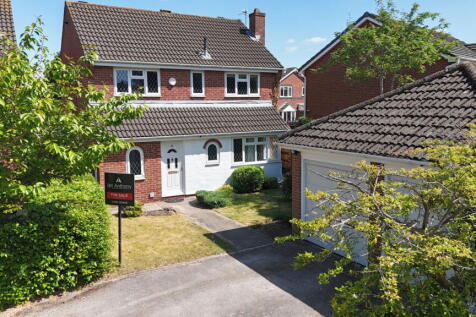 Thornton Close, Rufford, L40 1UW 4 bed detached house for sale