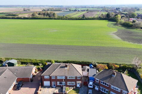 Laburnum Grove, Burscough, L40 0ST 3 bed semi