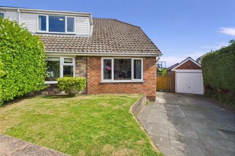 Hilltop Walk, Ormskirk, L39 4TH 3 bed semi