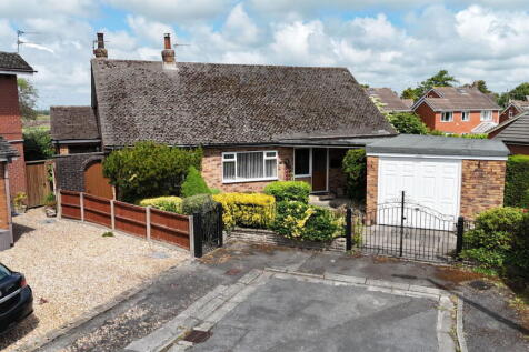 Everard Close, Scarisbrick L40 9QJ 5 bed detached bungalow for sale