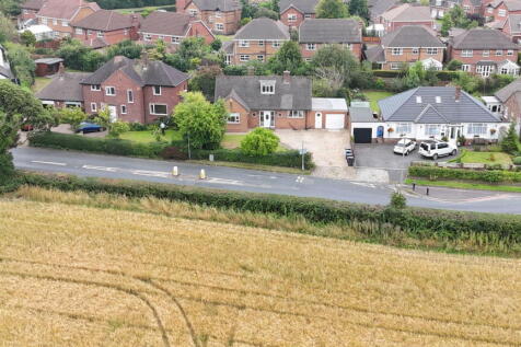 Turnpike Road, Aughton, L39 3LD 2 bed detached bungalow for sale
