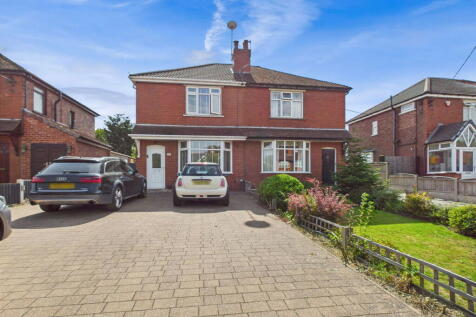 Blaguegate Lane, Lathom, Lancashire... 3 bed semi