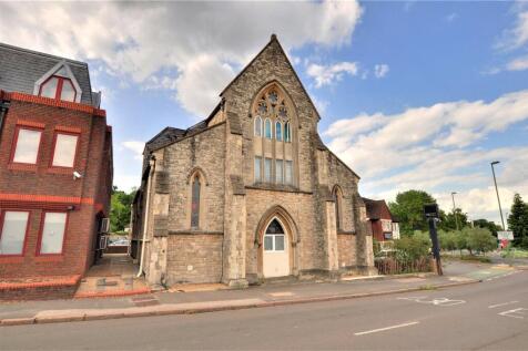 Egham Hill, Surrey TW20 1 bed apartment for sale
