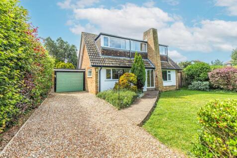 Queens Gardens, Hunstanton, PE36 3 bed detached house for sale