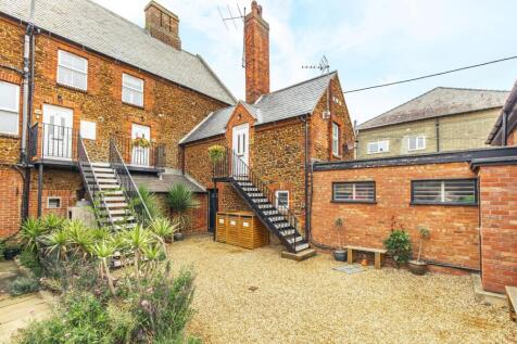 Hunstanton 2 bed flat for sale