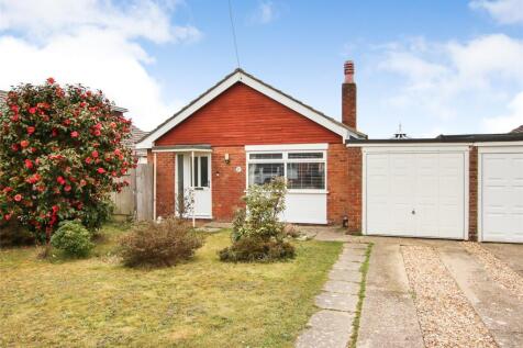 Blenheim Crescent, Hordle, Hampshire... 2 bed bungalow for sale