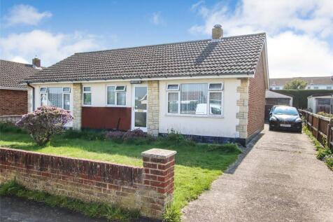 Highfield Road, Lymington, Hampshire... 2 bed bungalow for sale