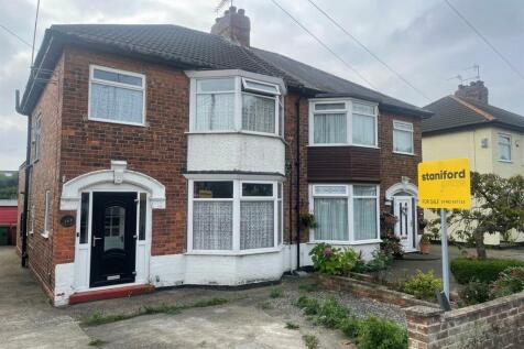 Boothferry Road, Hessle HU13 3 bed semi